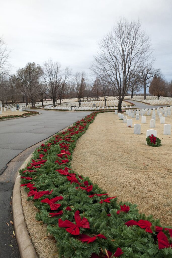 wreaths on soldiers graves